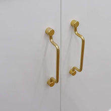 Load image into Gallery viewer, Bellaterra Home Vanity BellaTerra Home 61&quot; Single vanity in White finish with White quartz and rectangle sink 400800-61S-WH-WER